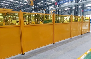 心連心智能裝備車間護(hù)欄