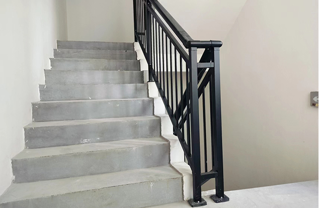 室內(nèi)步梯鋅鋼扶手 室內(nèi)步梯鋅鋼扶手